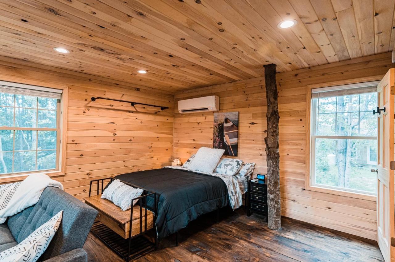 Moonlight Treehouse At Belgrade Hospitality 빌라 외부 사진